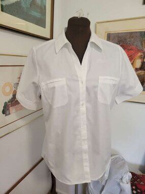 Chico's No Iron White Short Sleeved Shirt Size 1.5